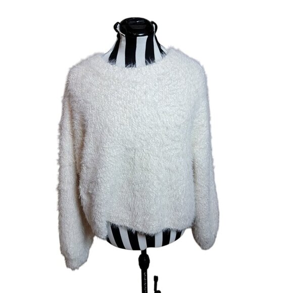 Super Soft and Sparkly Joie Crop Sweater - Size XL - Picture 2 of 9